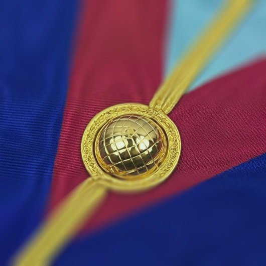 Helvetia Grand Officer-width=200%_height=200%